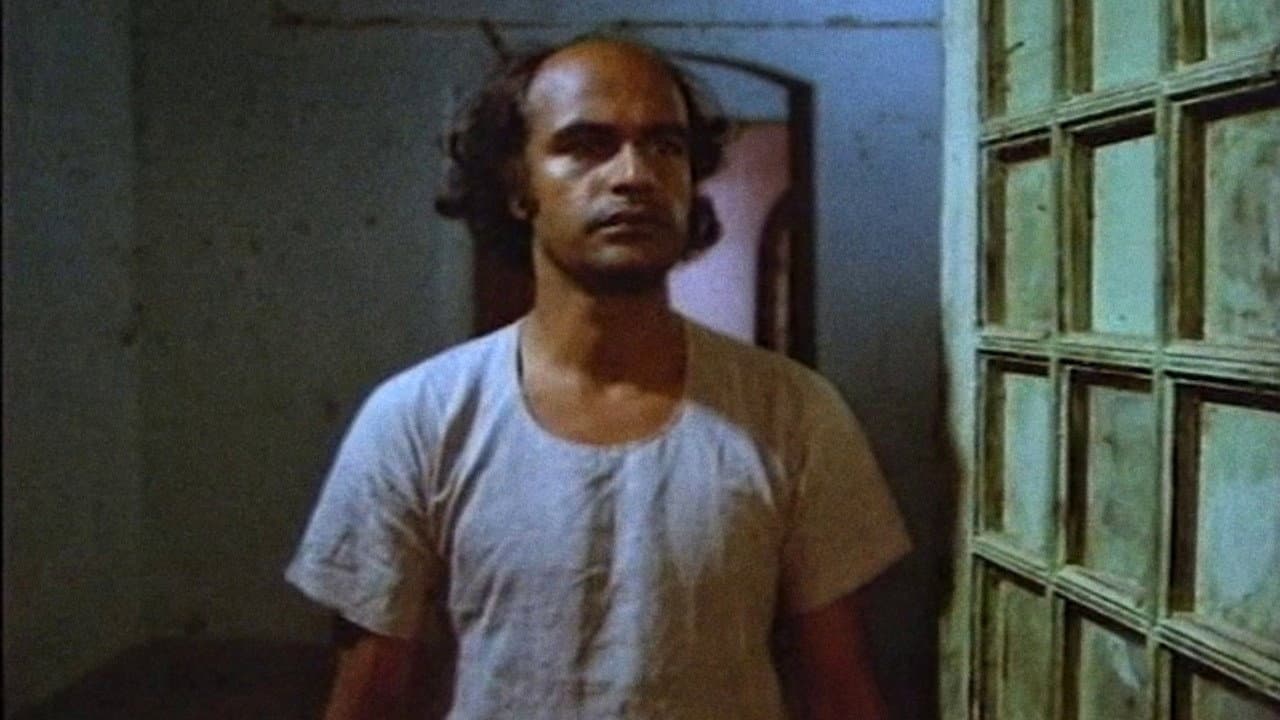 Satah Se Uthata Aadmi